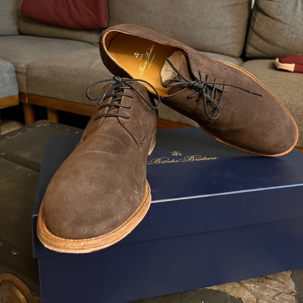 Brooks Brothers Suede Lace-Up Shoes